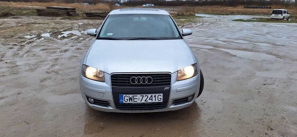 Audi A3 8p benzyna  S-Line 150 koni 6 biegów