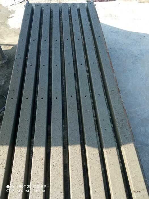 Słupek betonowy 21zł h-2,2m Producent Siatka leśna Ogrodzenie leśne