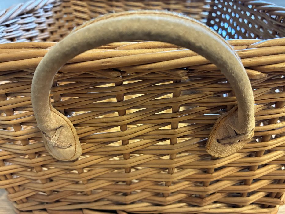 Cesto rectangular e robusto em verga da Zara Home