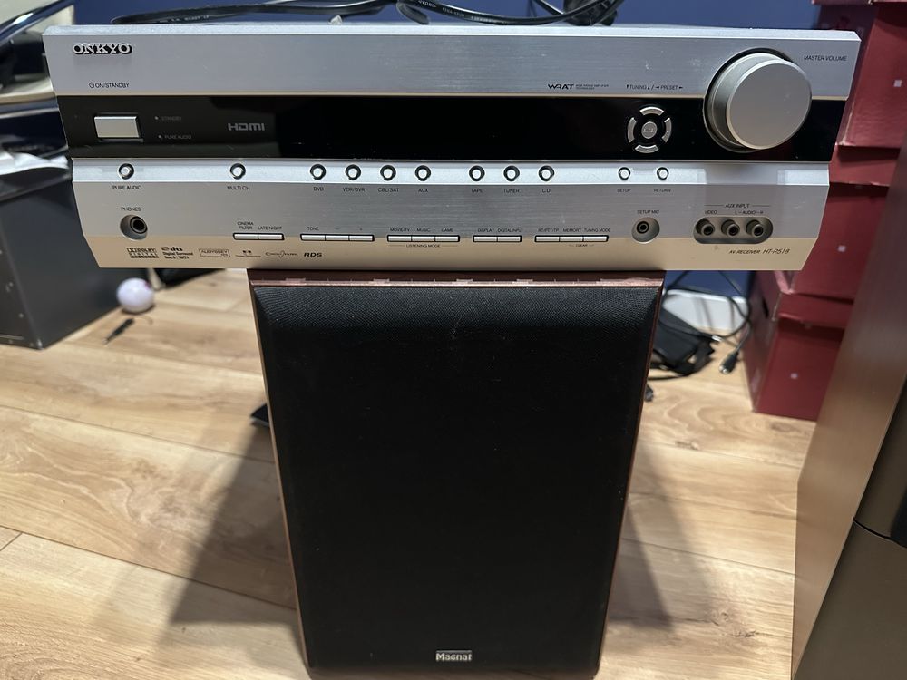 Zestaw glosnikow z amplitunerem Maudio, magnat, onkyo