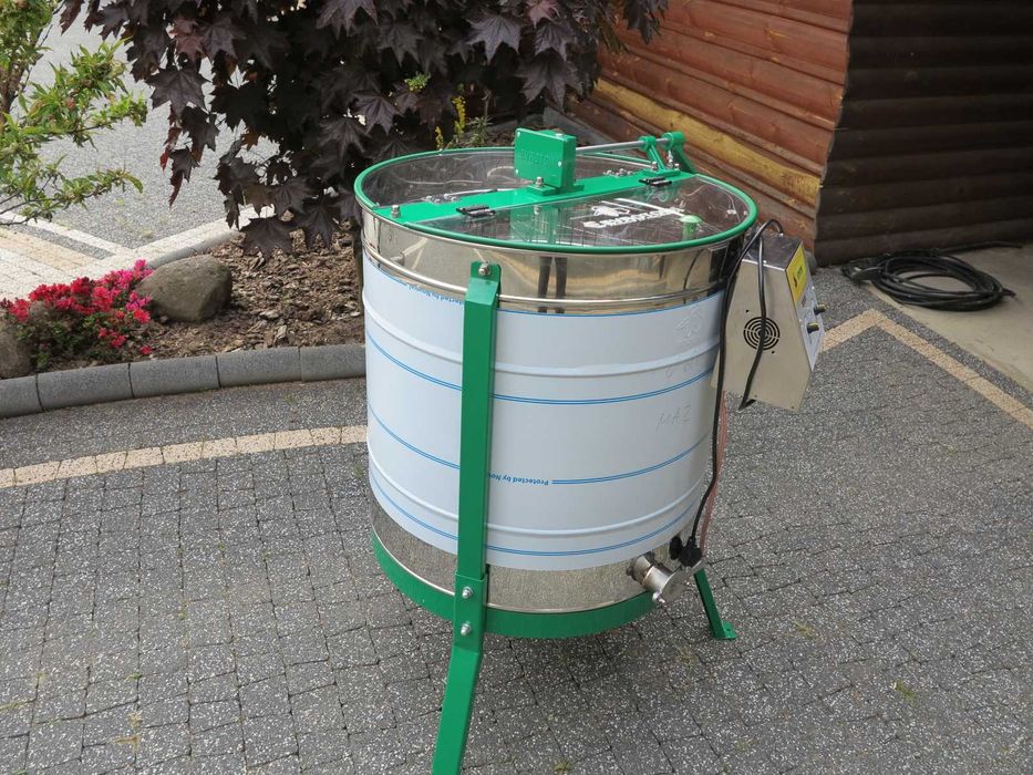 Miodarka Uniwersalna Nierdzewna  Cztero-Ramkowa  Ręczno - Elektryczna