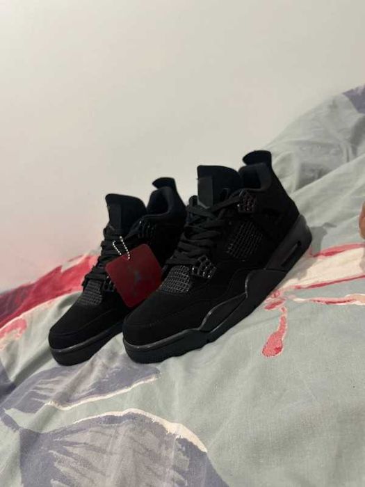 "Buty damskie Trampki"  Jordan 4 Retro Black cat rozmiar 44