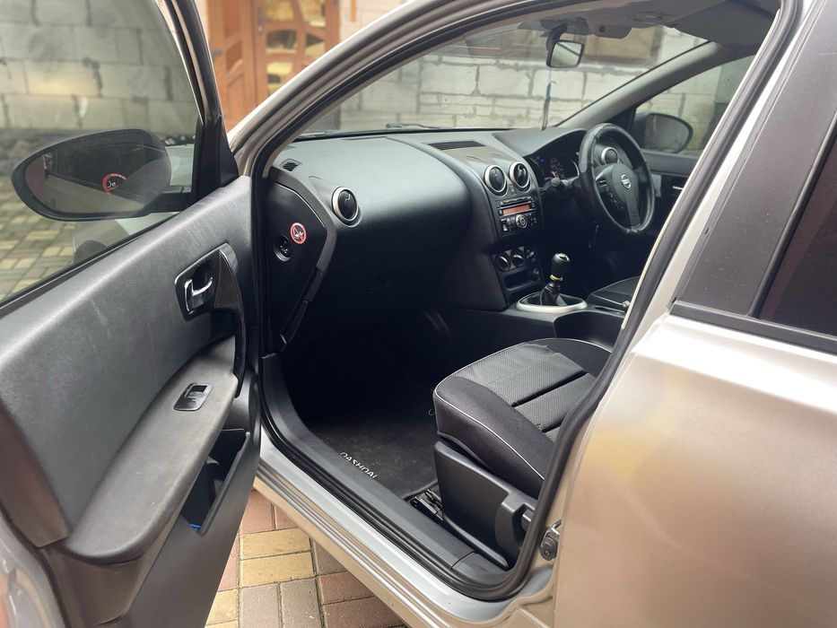 Продам нісан кашкай  гарний стан дизель