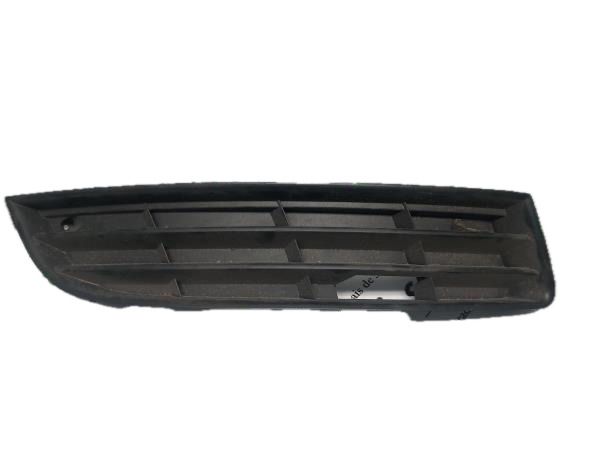 Grelha frente VOLKSWAGEN Passat (3B3)
