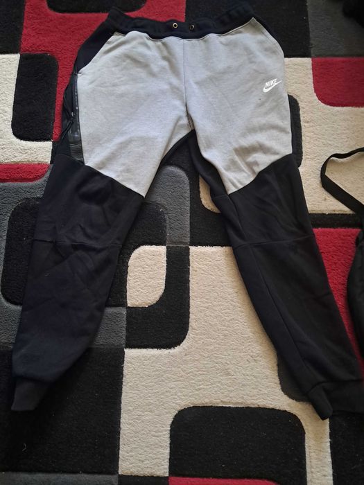 spodnie nike z tech fleece