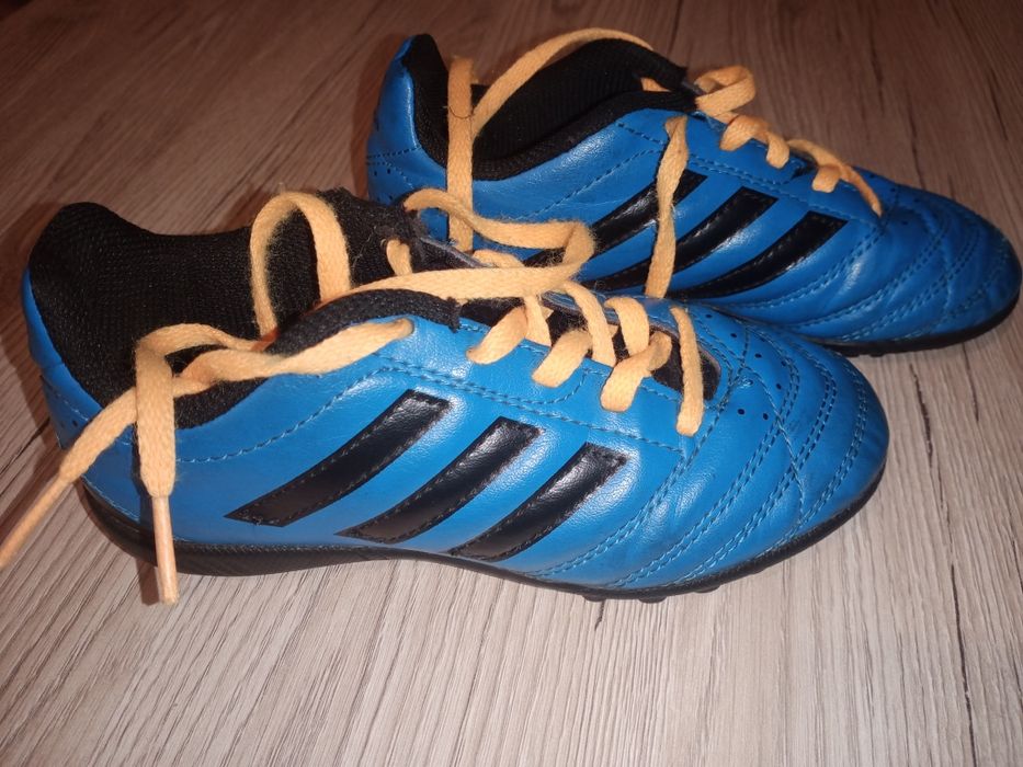 Adidas turfy roz.30,5 buty piłkarskie