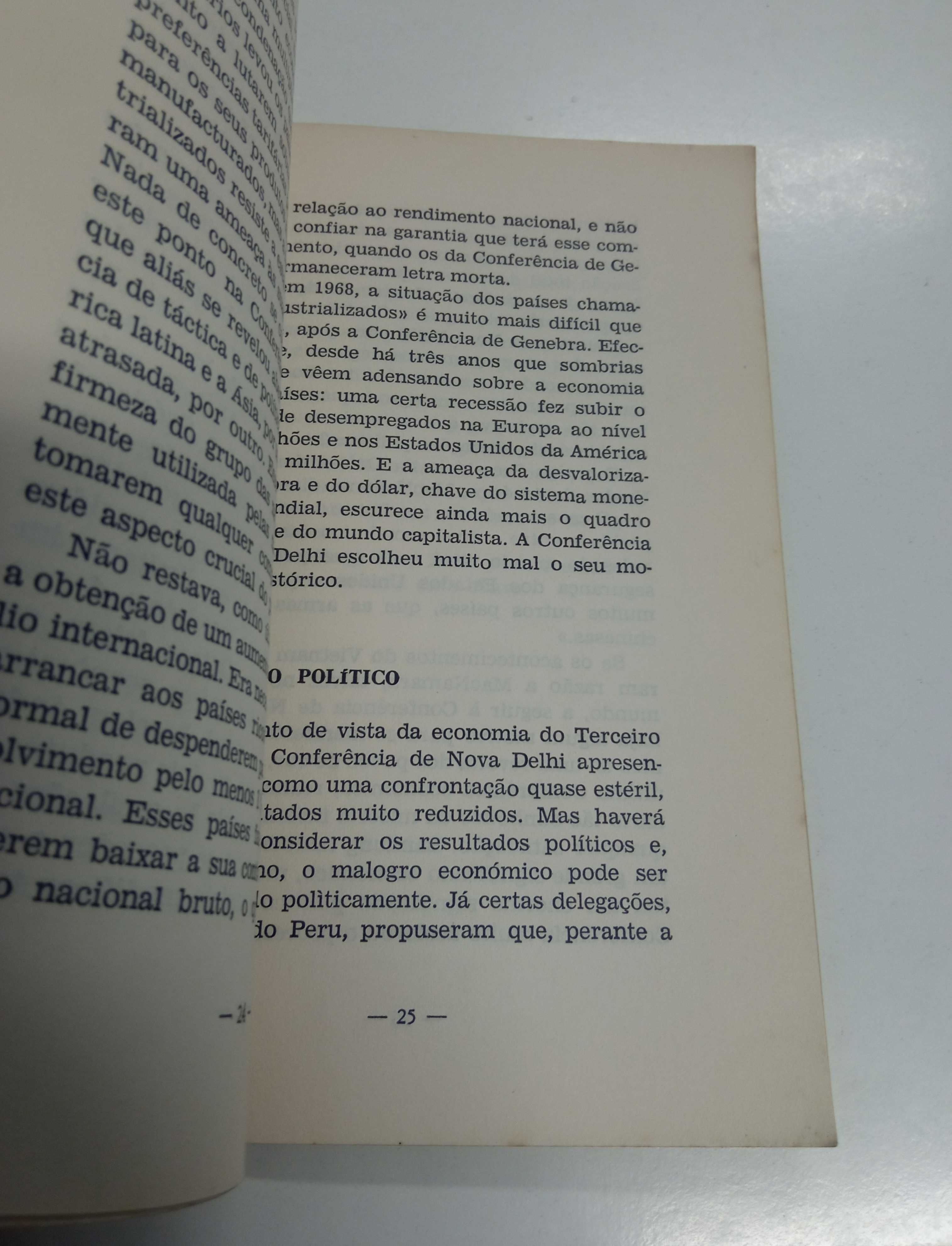 De Bandung a Nova Delhi, de Josué de Castro