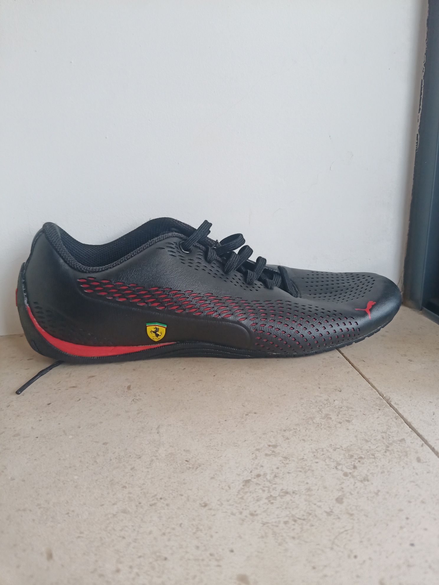 Sapatilhas Puma Ferrari