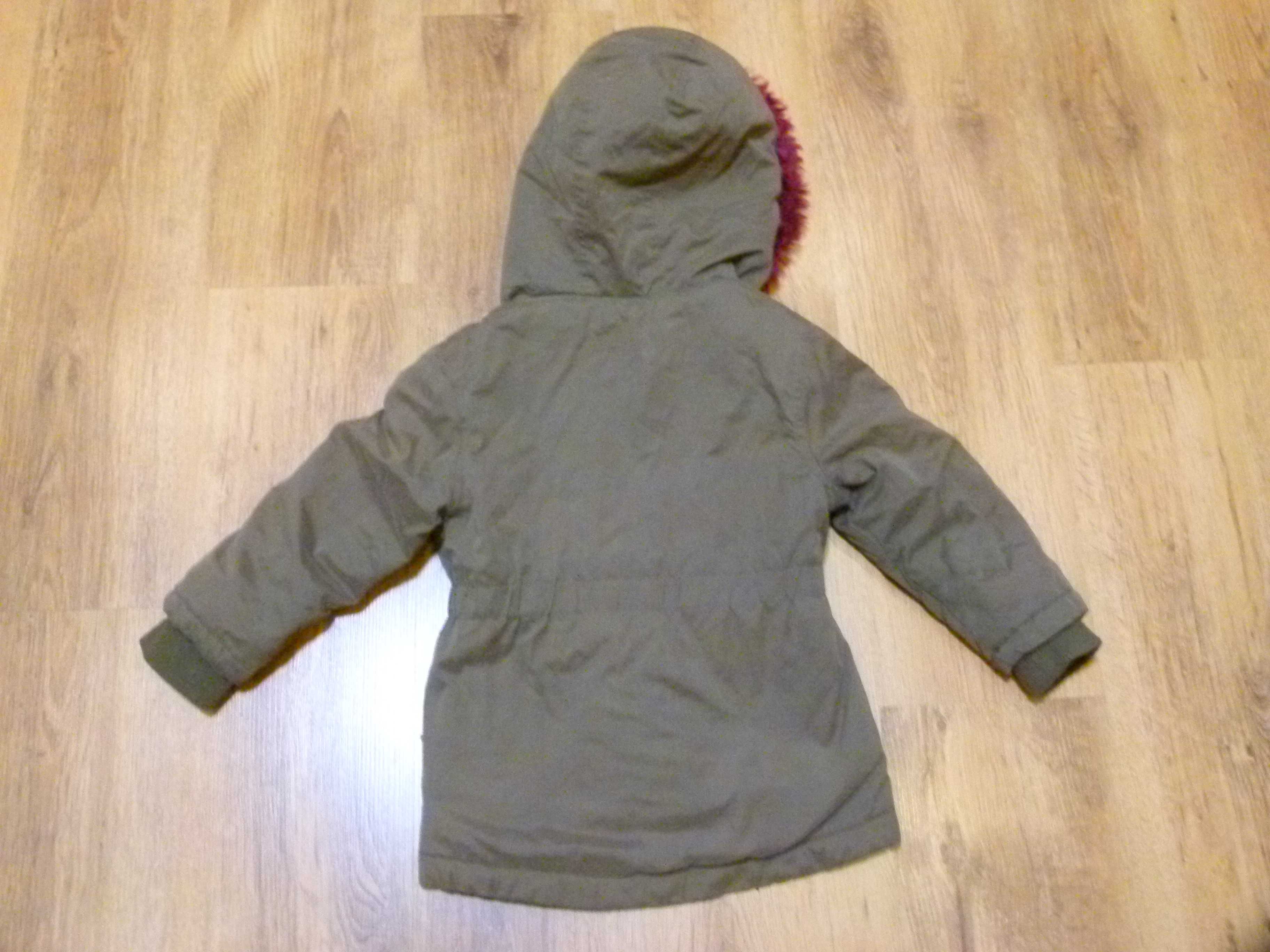 rozm 110 Primark kurtka parka zimowa khaki