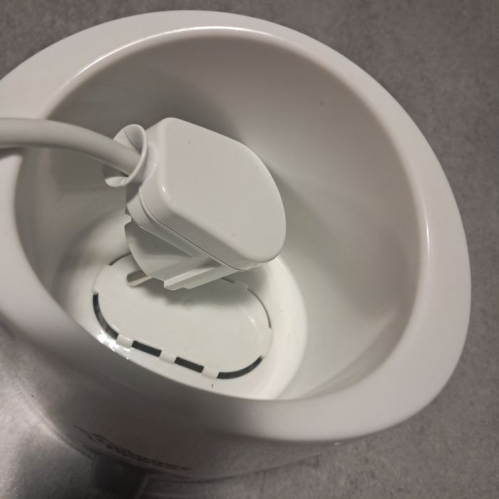 Podgrzewacz do butelek tommee tippee