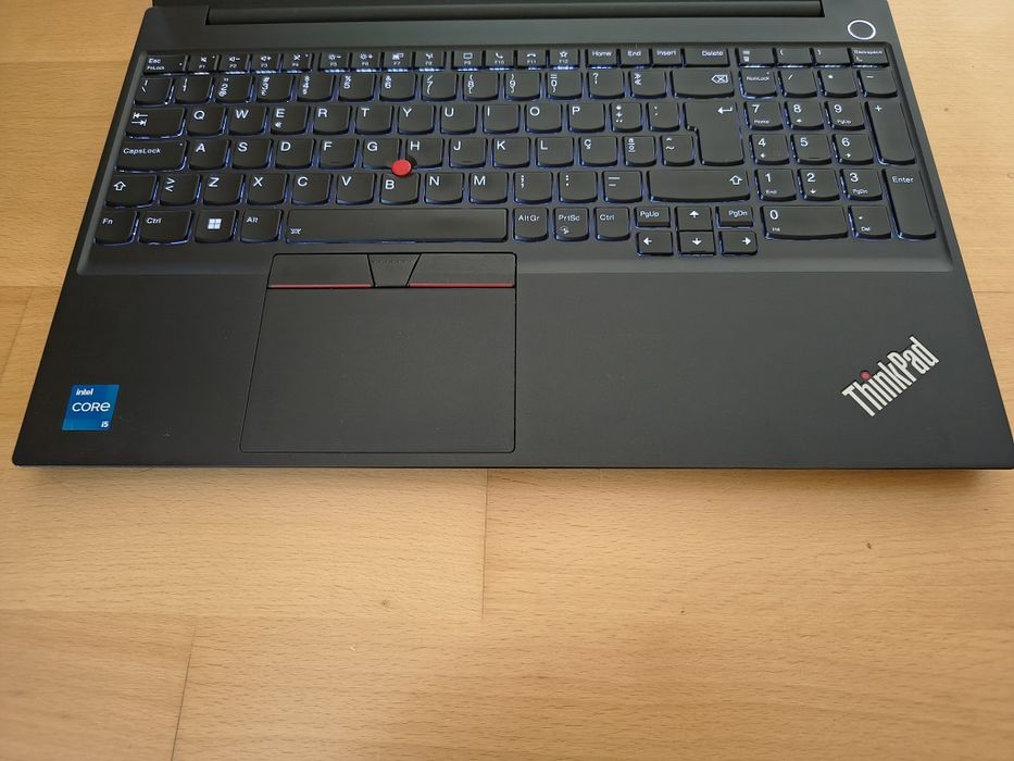 Lenovo ThinkPad E15 Gen2 ( i5-11Gen, 16GB, NVMe 512GB, Iris Xe ) 15.6"