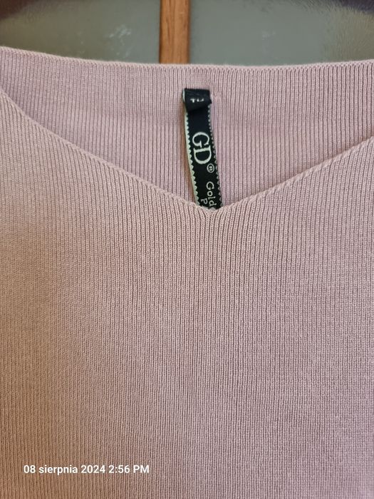 Sweter firmy GD z wiskozy