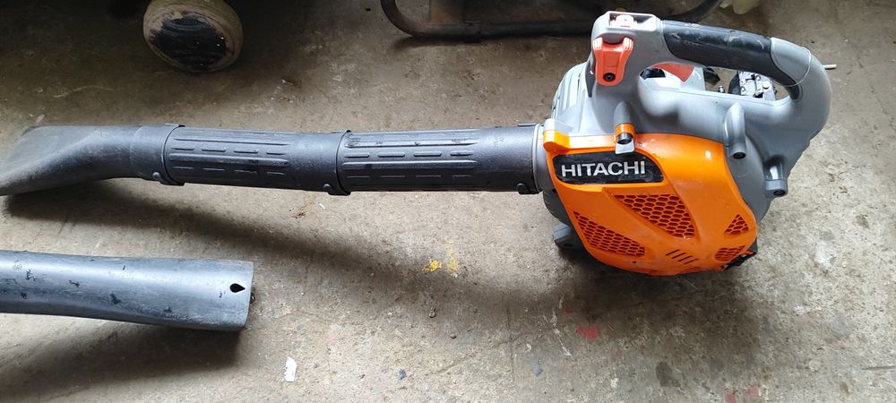 Dmuchawa do liści  hitachi
