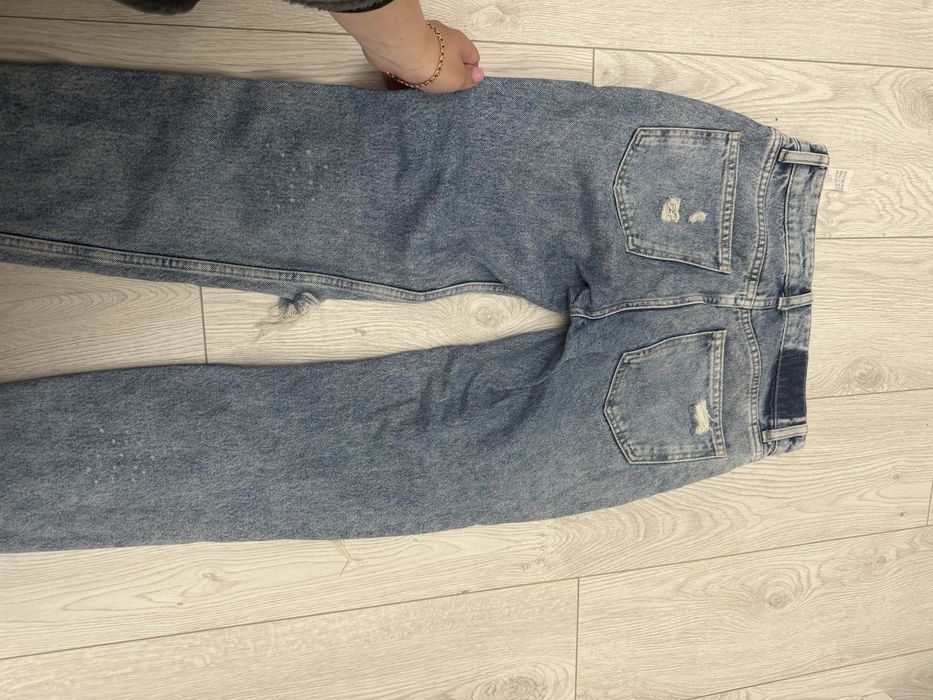 Нові джинси Bershka