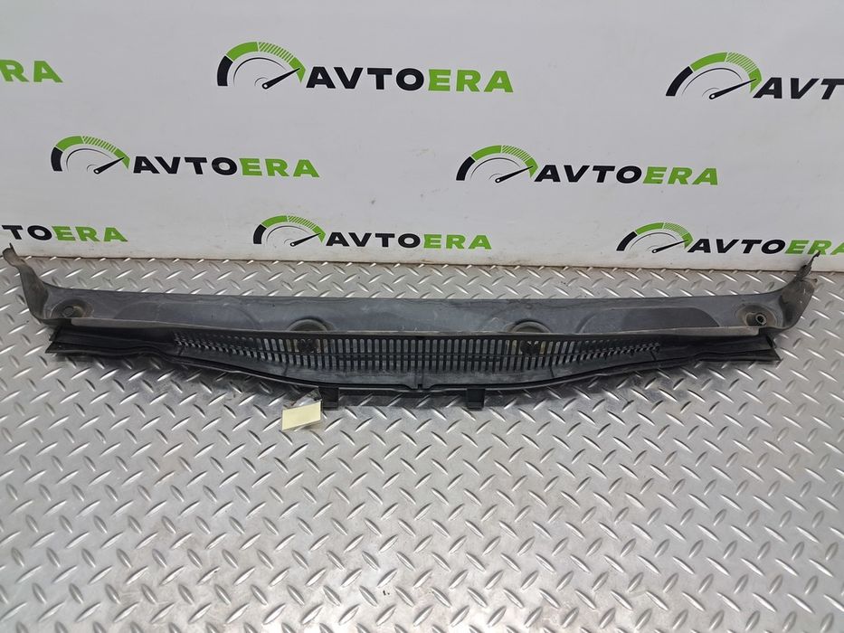 Решетка дворников (пластик) жабо BMW BMW X1 F48 51717350591