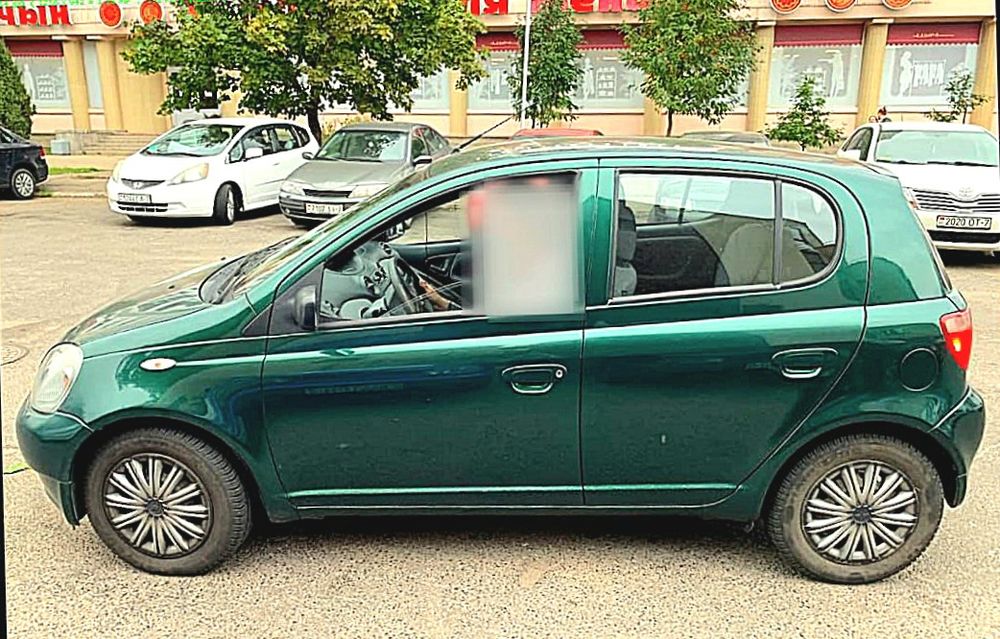 Toyota Yaris 1е поколение