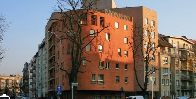 Miejsce parkingowe postojowe centrum