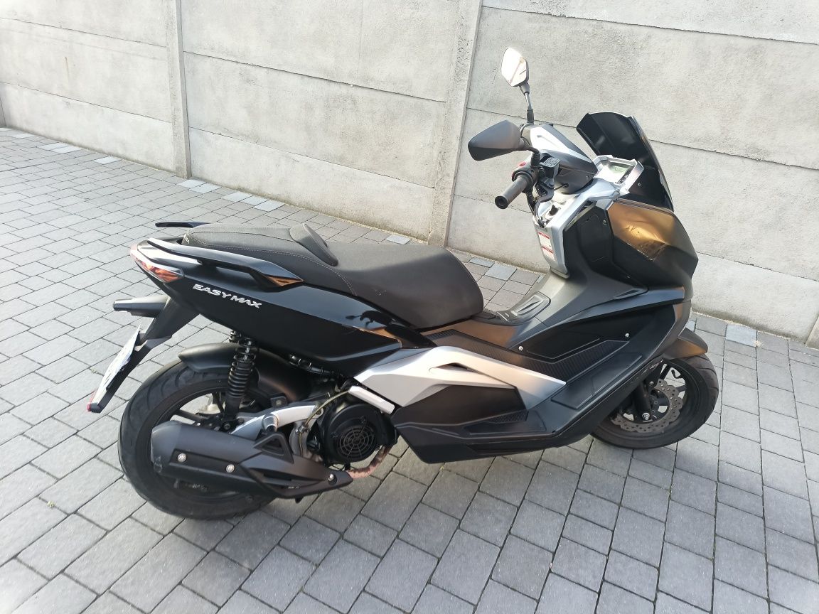 Longija Easy max  125  // rok 2022 //