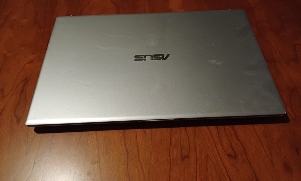 Asus VivoBook 15 X512F