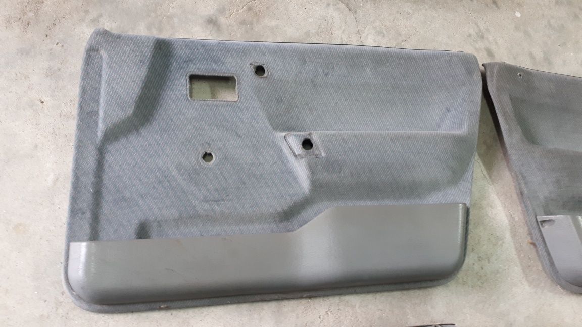 Forras/ quartelas Opel Corsa-A TR quatro portas