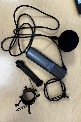 mikrofon trust gxt 242 lance