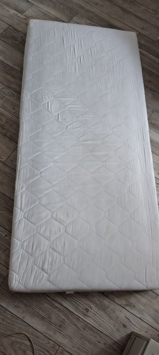 Materac sprężynowy 180x80x15 cm