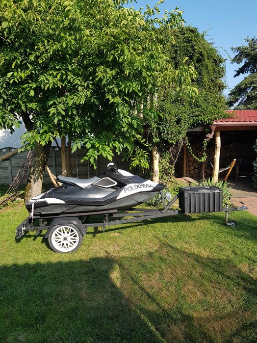 Sea doo 2up 2017 model 2018r 124h 90km sport 115km