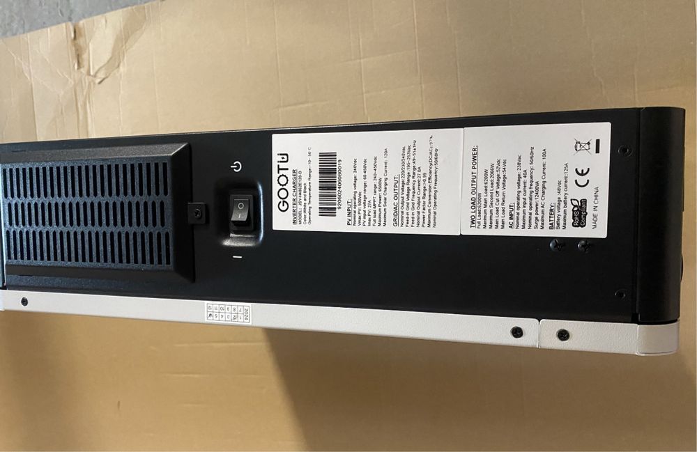 Гібридний інвертор Gootu 24B 4,2кВт Чиста Синусоїда + Акумулятор Є