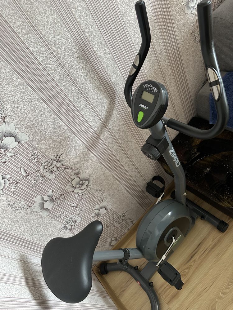 Rowerek stacjonarny Zipro Prime