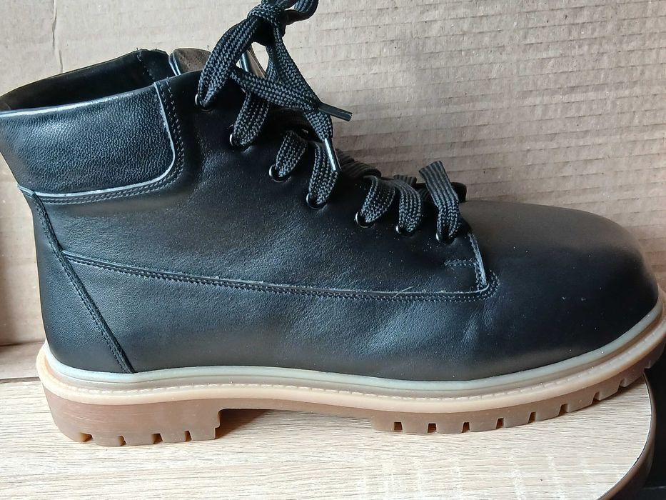 Зимові ботинки розмір 42 український виробник