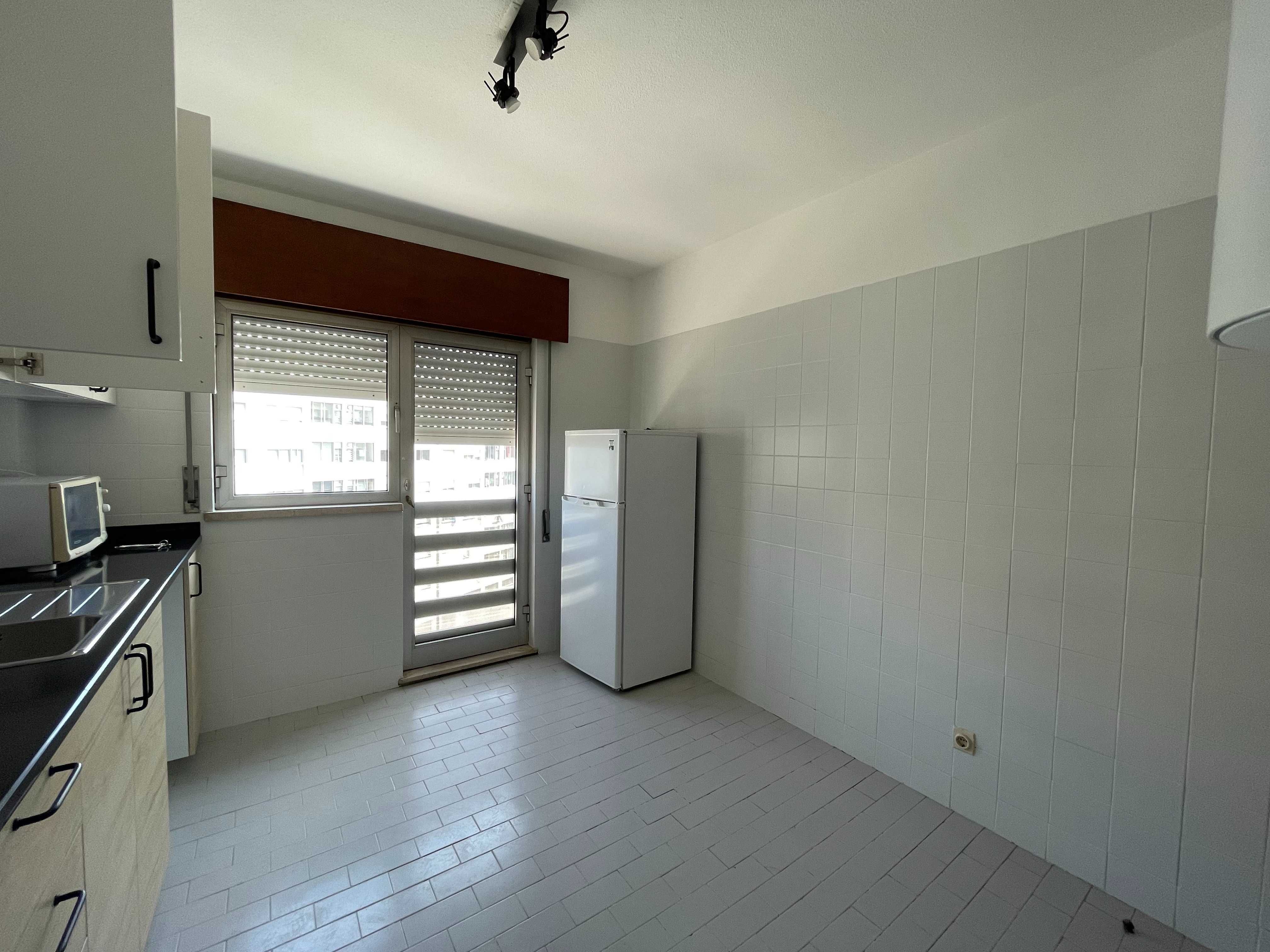 T1 Luminoso | Renovado | Junto à Piscina Municipal de Vila d’Este