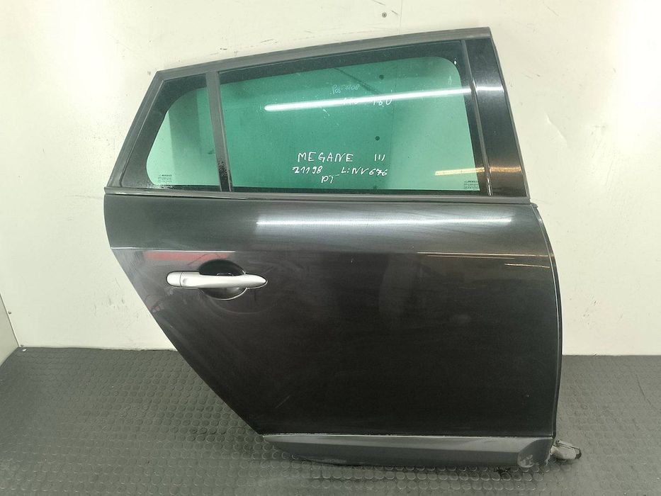 DRZWI PRAWY TYŁ RENAULT MEGANE III NV676 KOMBI