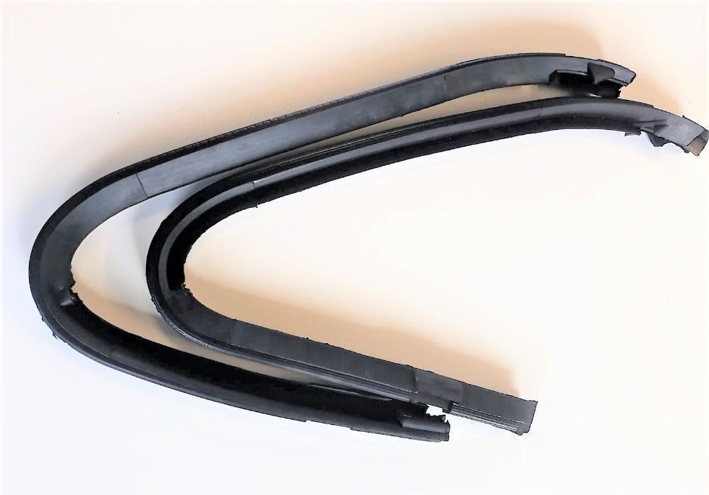 FSO WARSZAWA uszczelka uszczelki szybek trójkątnych PRZÓD !!