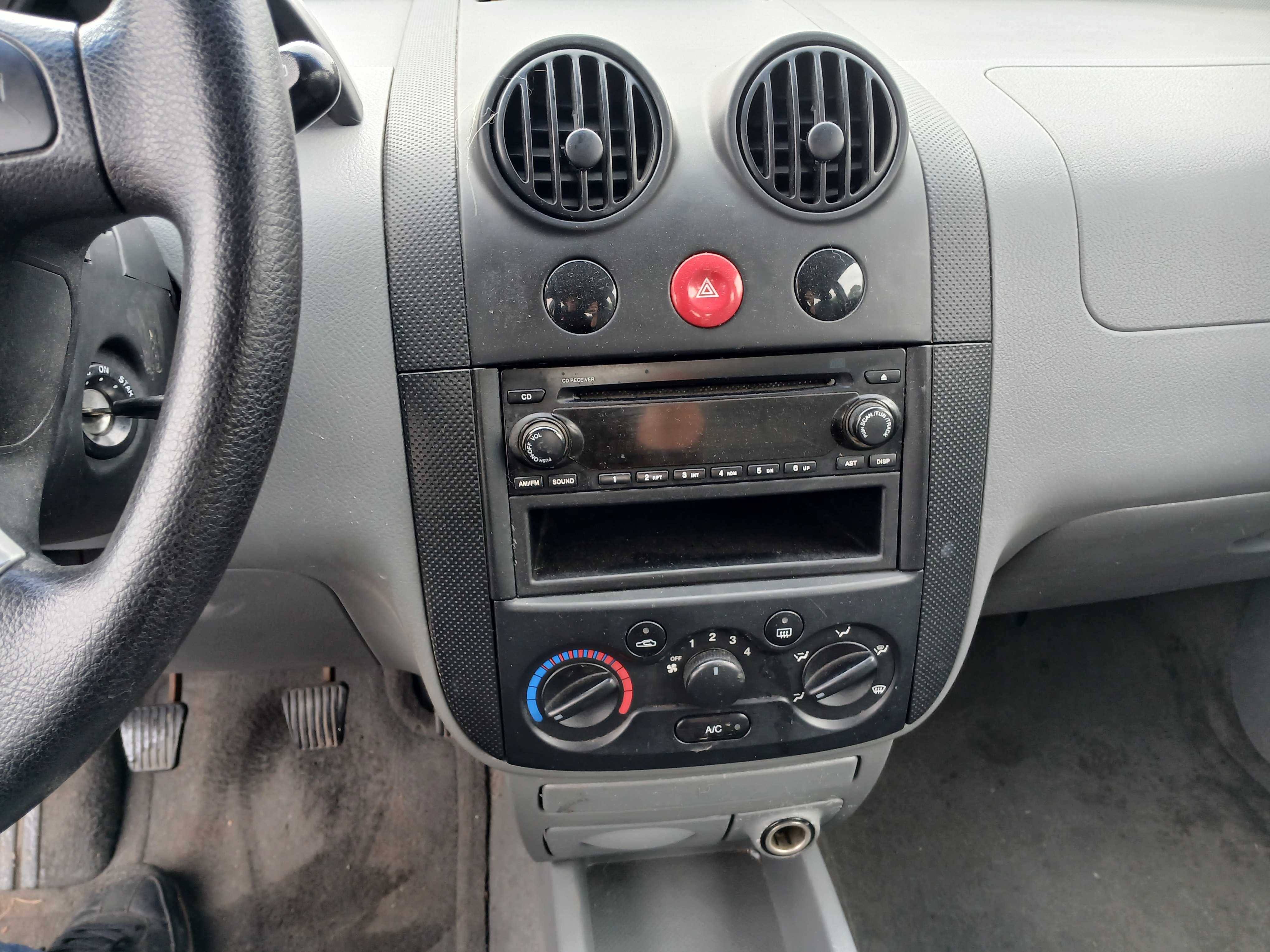 Suzuki SWIFT 1.5 benzyna 2005r