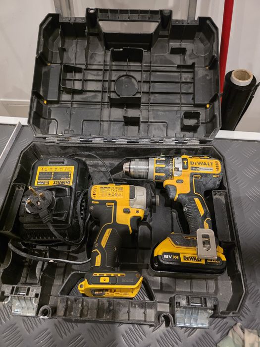 Sprzedam wkrętarkę udarowa,zakretarka dewalt