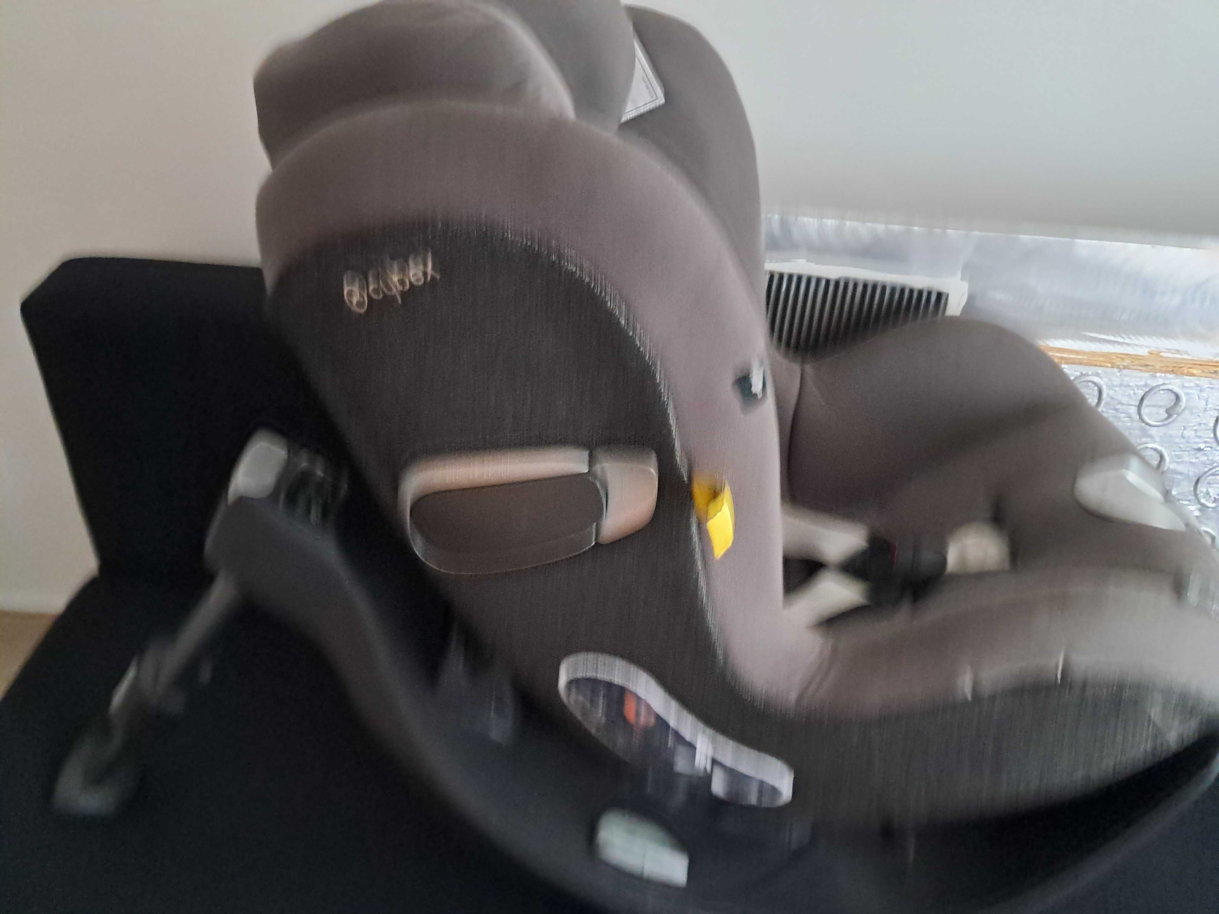 Cadeira com isofix Cybex Sirona Platinum + Base Isofix 9-18Kg