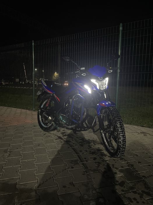 Продам мустанг фортуна 200,стан 9/10. Нуансів по пластику немає!