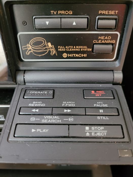 Hitahi 598EM magnetowid - świetny model!