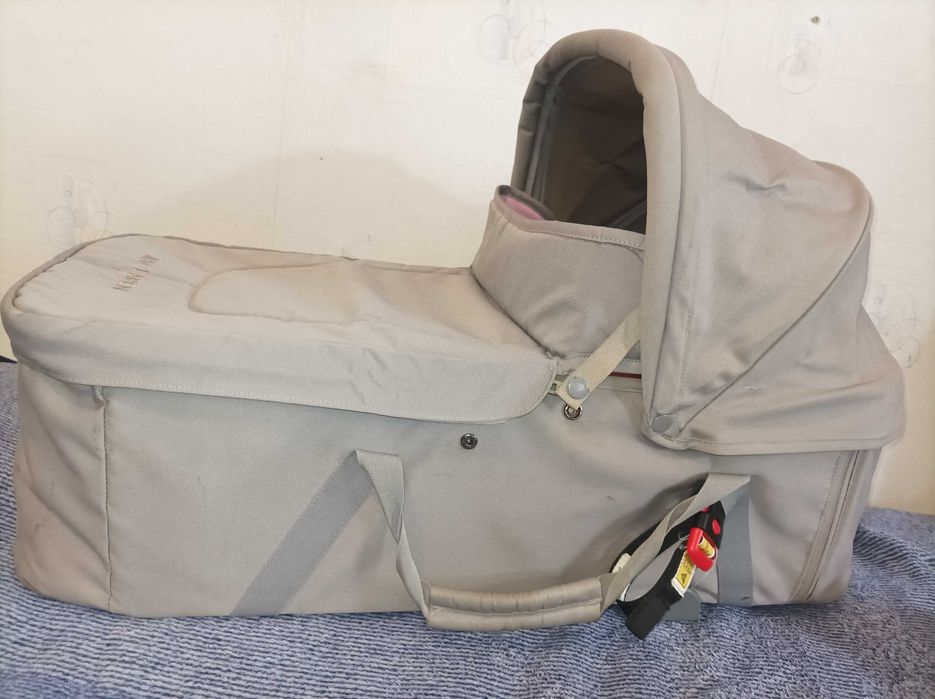 Люлька-переноска Maclaren Techno XLR