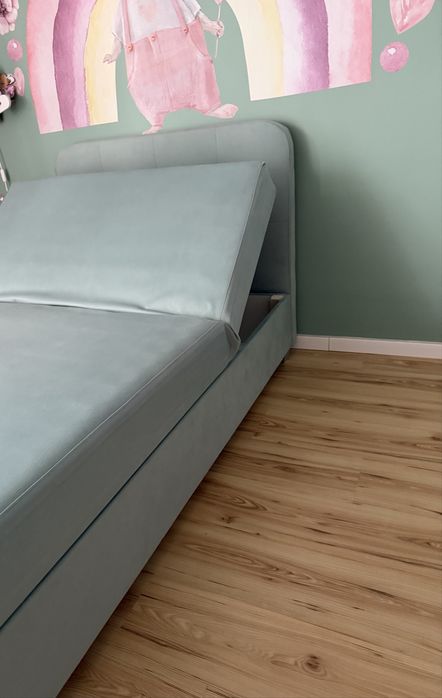 Łóżko jednoosobowe, tapczan