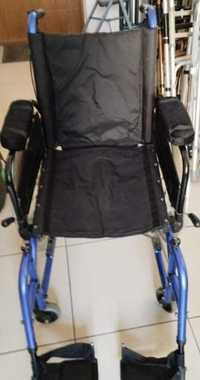 Wózek inwalidzki niebieski