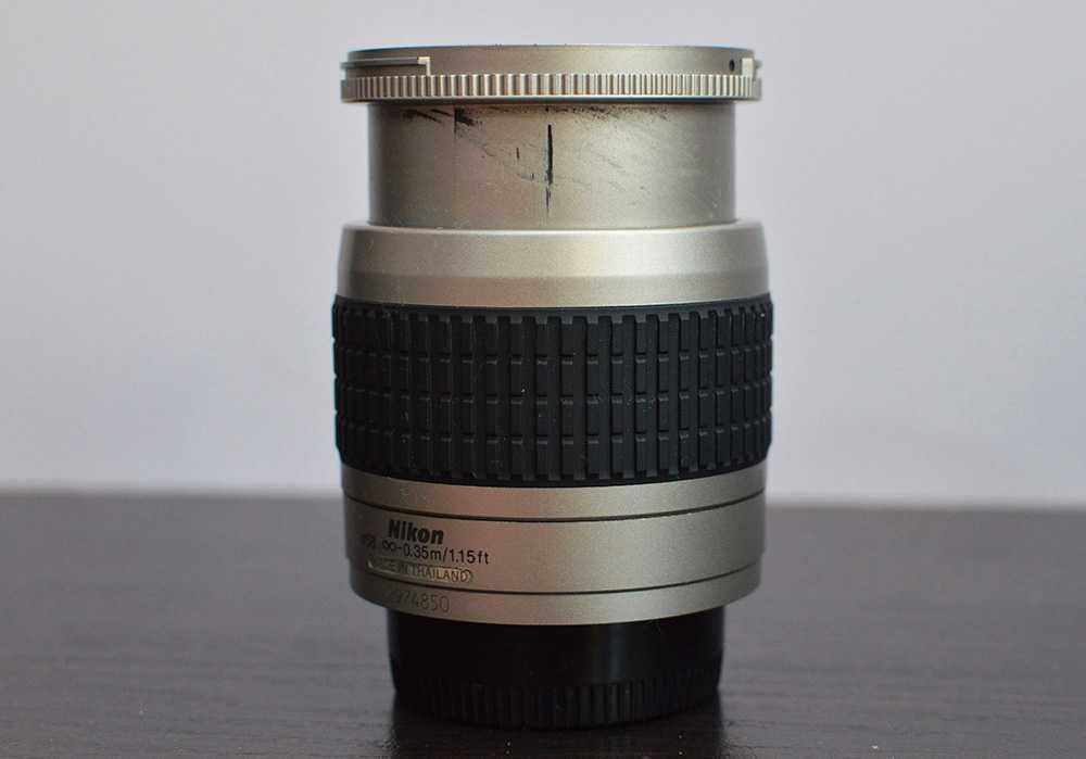 Nikon Nikkor AF 28-80 mm f 3.3-5.6 G - Повнокадровий - Гарний стан