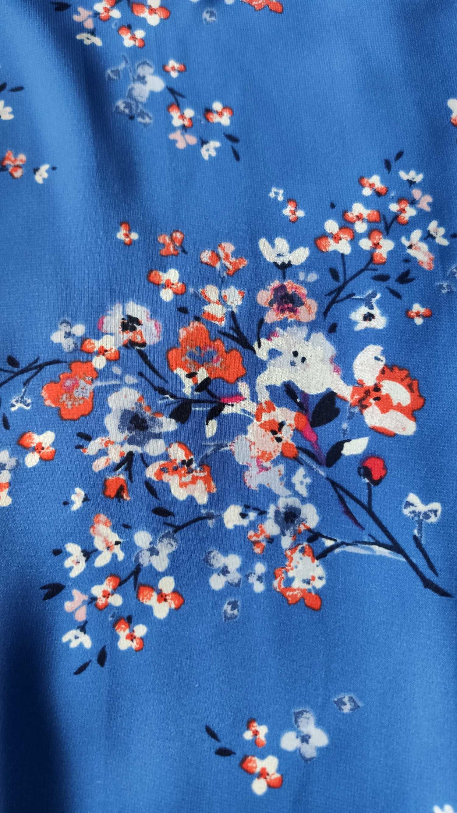 Niebieska bluzeczka w kwiaty roz. L