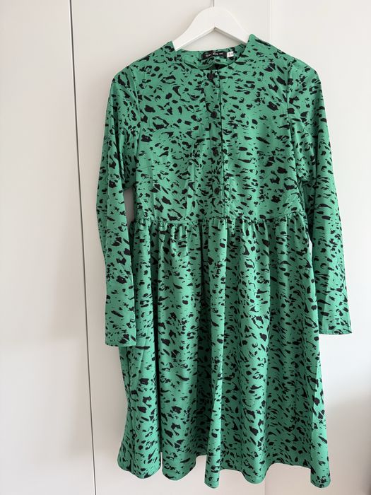 Сукня зелена з лео принтом