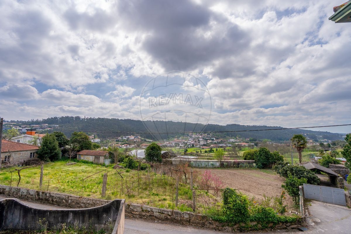 MORADIA T3 EM ARNOSO, V N Famalicão
