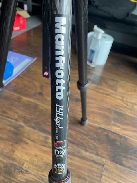 Karbonowy statyw Manfrotto MK 190GOC4-BHX + MHXPRO-BHQ2