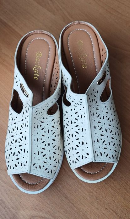 Женские кожаные шлепки, р.39