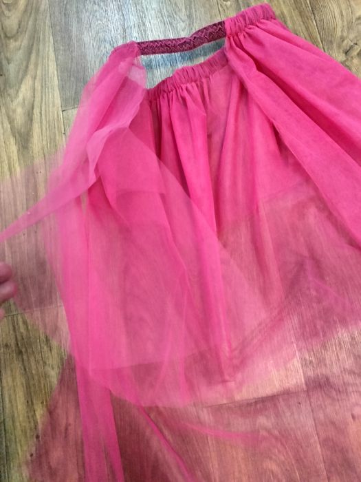 Платье из пайеток. Фатин