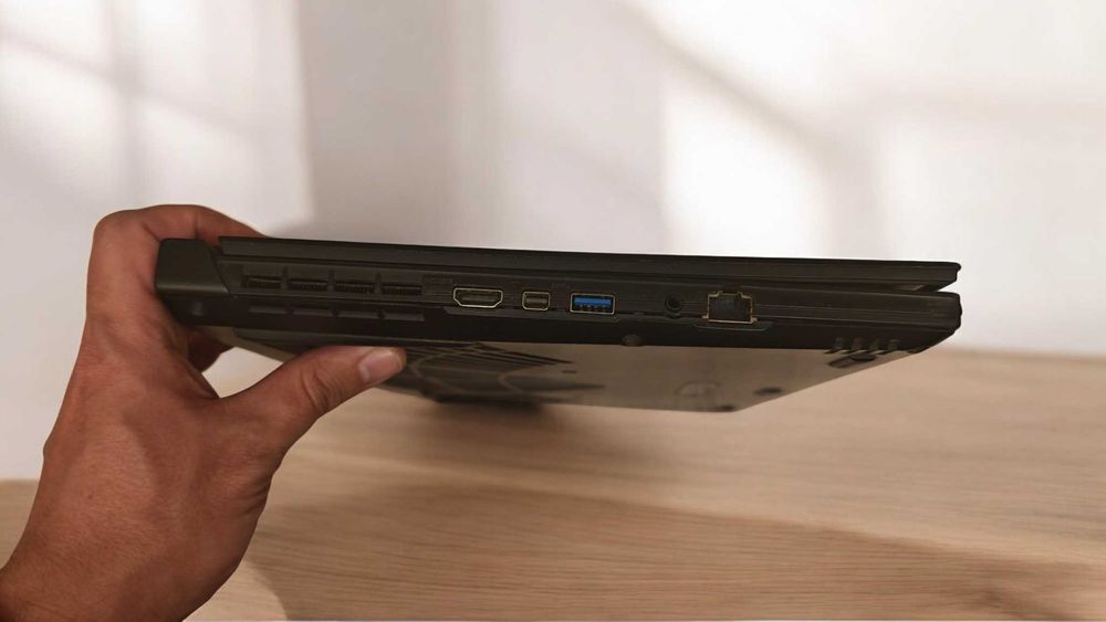 Ігровий ноутбук Gigabyte Aorus 15G 240Hz / i7-11800H/16GB/1TB/RTX 3070