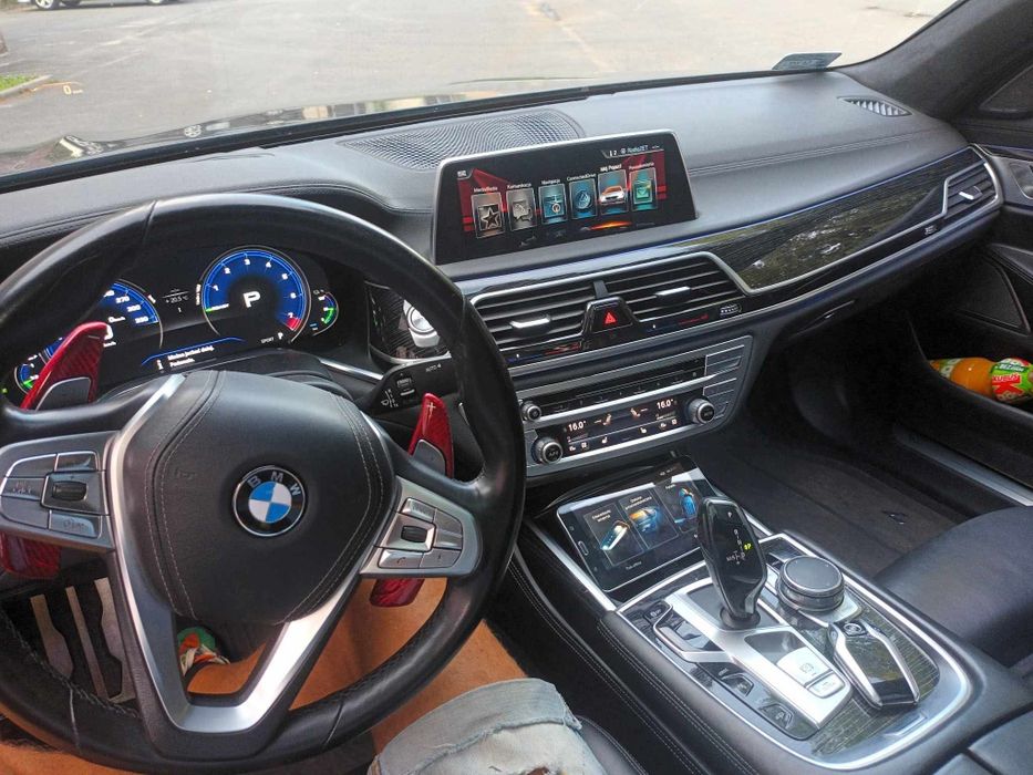 Pilne bmw 7 g11 iPERFORMANCE mPAKIET carbon